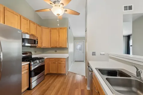 3158 Falling Waters Lane Lindenhurst IL 60046