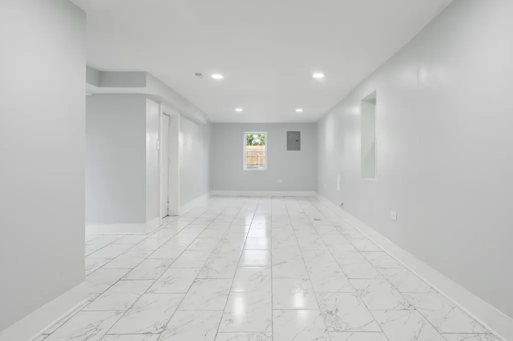7010 South Paulina Street Chicago IL 60636