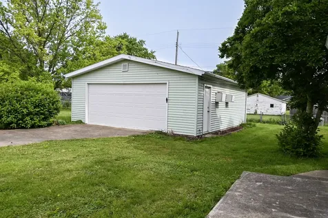 11 East Woodlawn Street Danville IL 61832