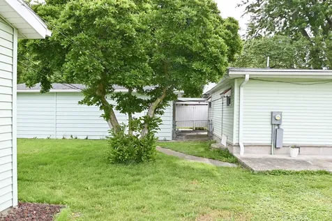 11 East Woodlawn Street Danville IL 61832