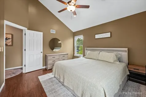 1756 Somerfield Lane Crystal Lake IL 60014