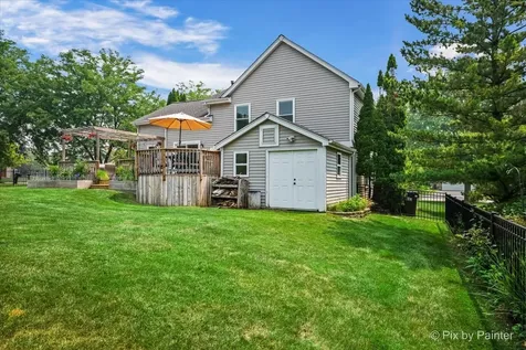 1756 Somerfield Lane Crystal Lake IL 60014