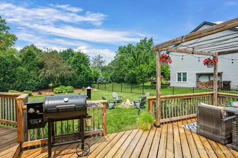 1756 Somerfield Lane Crystal Lake IL 60014