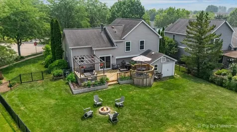 1756 Somerfield Lane Crystal Lake IL 60014