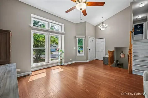 1756 Somerfield Lane Crystal Lake IL 60014