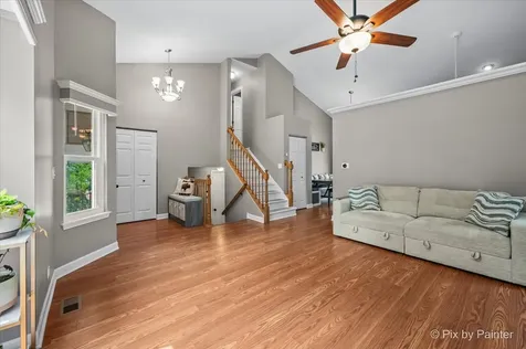 1756 Somerfield Lane Crystal Lake IL 60014