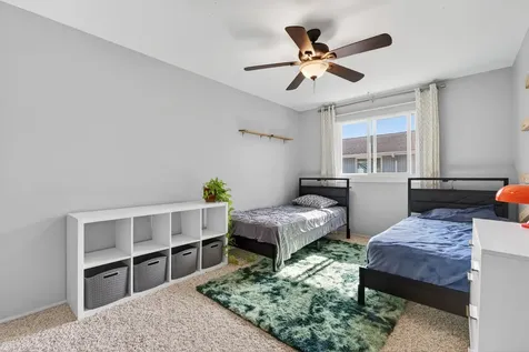 1650 Castbourne Court Wheaton IL 60189