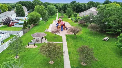 1148 Baccarrat Court Joliet IL 60431