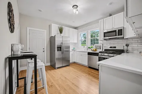 2707 Harvey Avenue Berwyn IL 60402