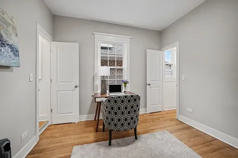 2707 Harvey Avenue Berwyn IL 60402