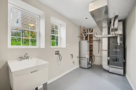 2707 Harvey Avenue Berwyn IL 60402