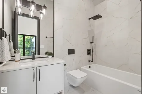 424 Forest Edge Drive Glencoe IL 60022