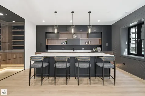 424 Forest Edge Drive Glencoe IL 60022
