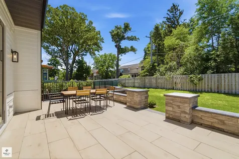 424 Forest Edge Drive Glencoe IL 60022