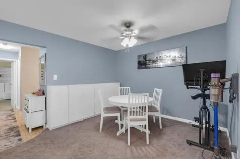 945 East Kenilworth Avenue Palatine IL 60074