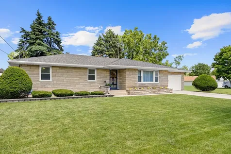 2225 West Arden Place Joliet IL 60435