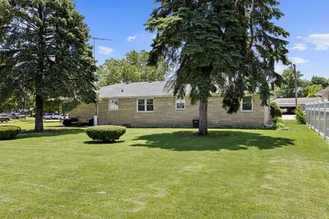 2225 West Arden Place Joliet IL 60435