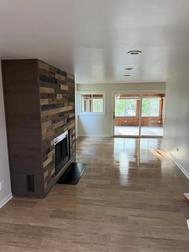507 South Hamilton Street Lockport IL 60441
