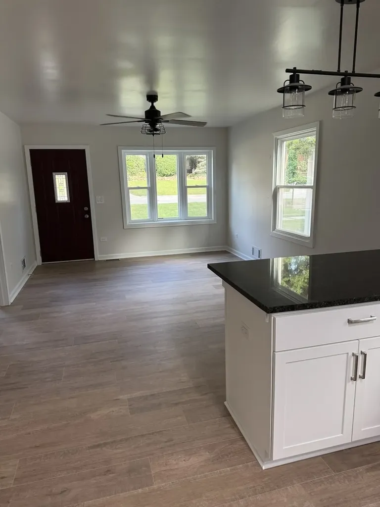 507 South Hamilton Street Lockport IL 60441