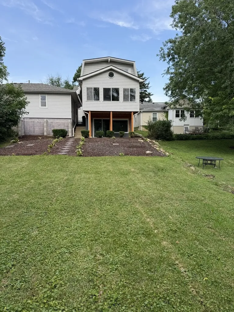 507 South Hamilton Street Lockport IL 60441