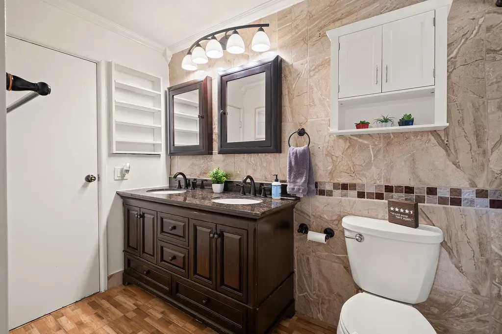 430 Faversham Court Bolingbrook IL 60440