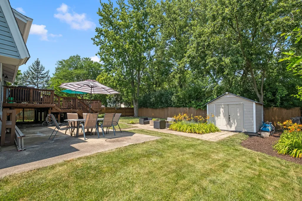 430 Faversham Court Bolingbrook IL 60440