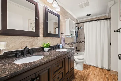 430 Faversham Court Bolingbrook IL 60440