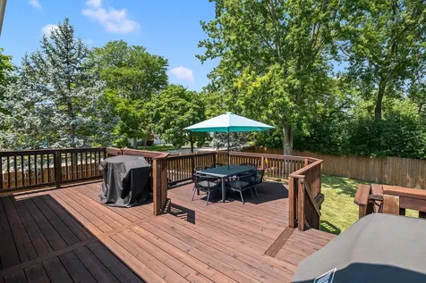 430 Faversham Court Bolingbrook IL 60440