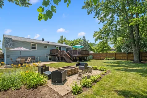 430 Faversham Court Bolingbrook IL 60440