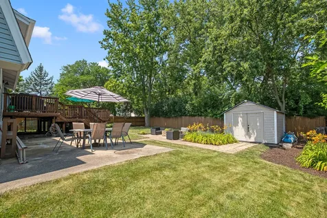 430 Faversham Court Bolingbrook IL 60440