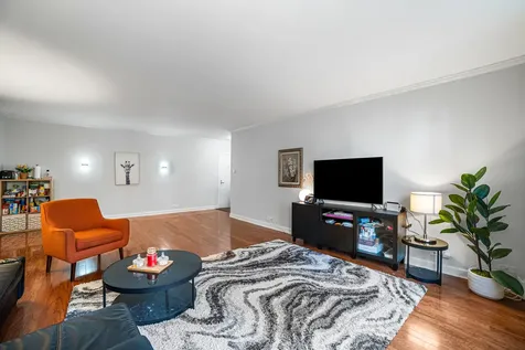 1325 North State Parkway Chicago IL 60610