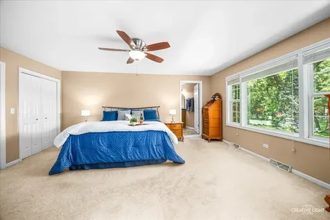 2202 Country Knoll Lane Elgin IL 60123