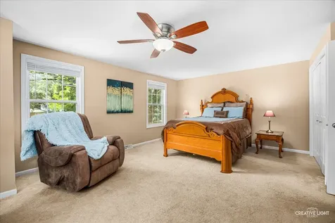 2202 Country Knoll Lane Elgin IL 60123