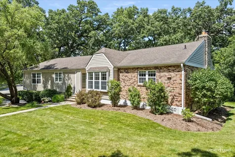2202 Country Knoll Lane Elgin IL 60123