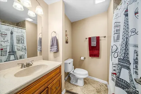 2202 Country Knoll Lane Elgin IL 60123