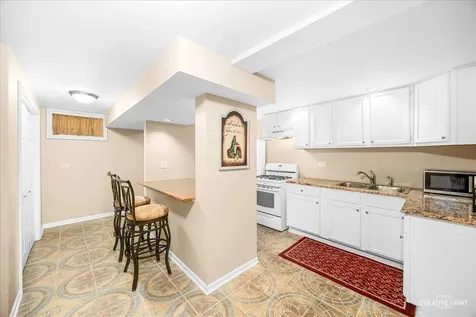 2202 Country Knoll Lane Elgin IL 60123
