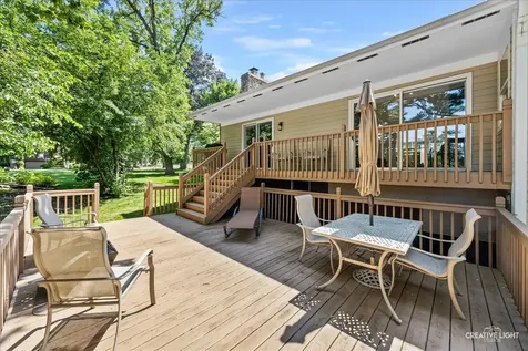 2202 Country Knoll Lane Elgin IL 60123