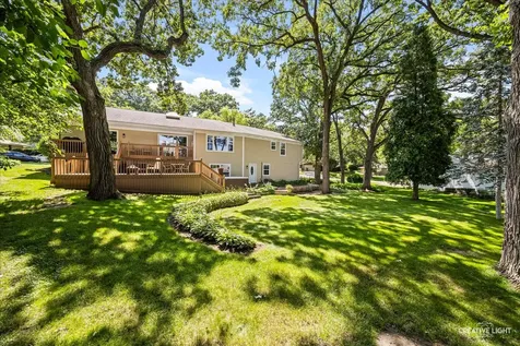2202 Country Knoll Lane Elgin IL 60123