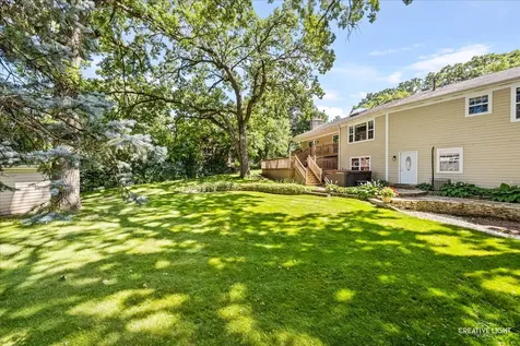 2202 Country Knoll Lane Elgin IL 60123