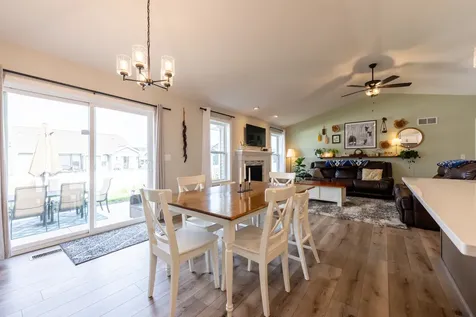 712 Cates Drive Mahomet IL 61853