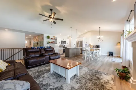 712 Cates Drive Mahomet IL 61853