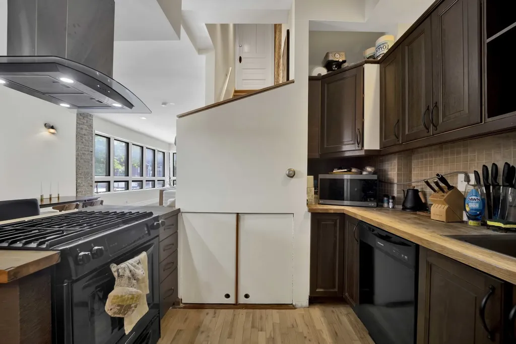 1400 West Flournoy Street Chicago IL 60607