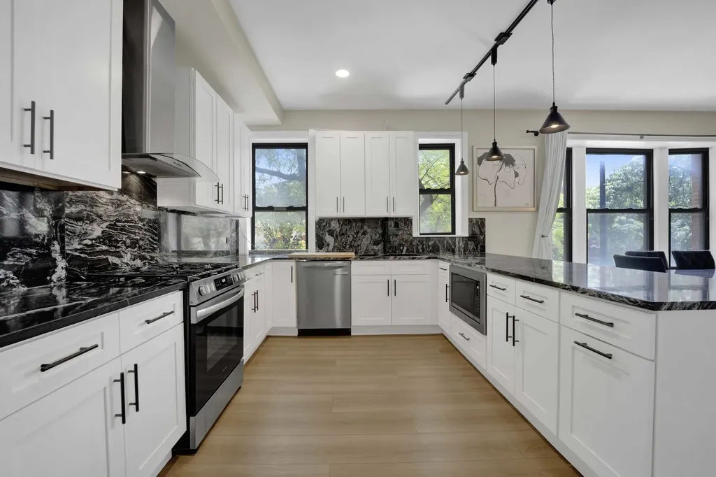 1400 West Flournoy Street Chicago IL 60607