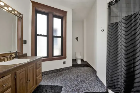 1400 West Flournoy Street Chicago IL 60607