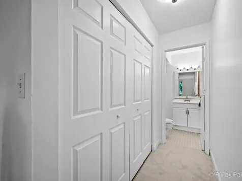 1475 North Winslowe Drive Palatine IL 60074