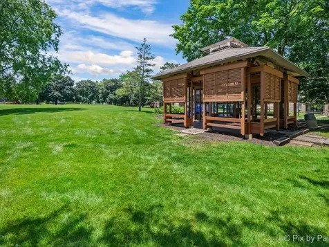 1475 North Winslowe Drive Palatine IL 60074