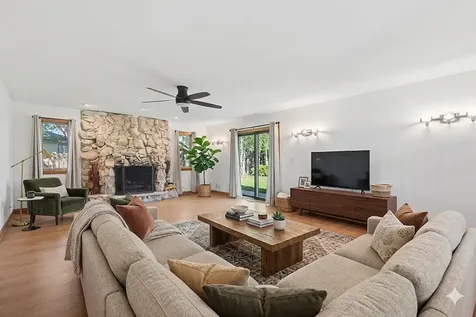160 Aster Lane Hoffman Estates IL 60169