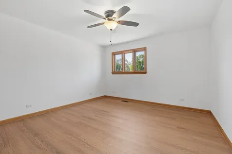160 Aster Lane Hoffman Estates IL 60169
