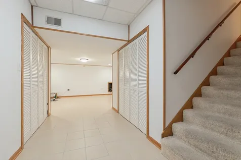 160 Aster Lane Hoffman Estates IL 60169