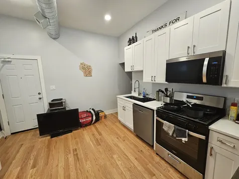 1415 West Erie Street Chicago IL 60642